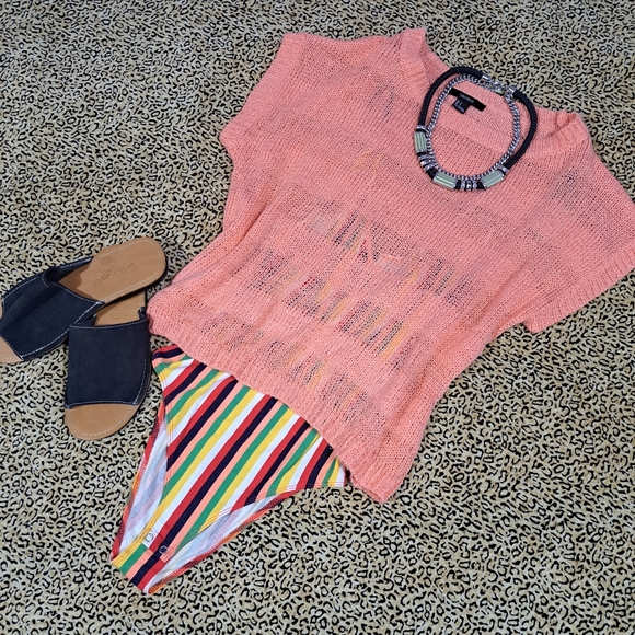 💥3/$25💥OVERSIZED STRIPED SUMMER KNIT/CROCHET TOP -S - Picture 1 of 6